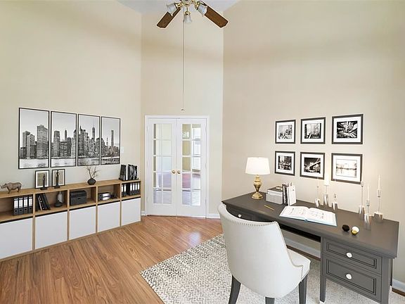 4th image of 10215 Elm Bluff Ct