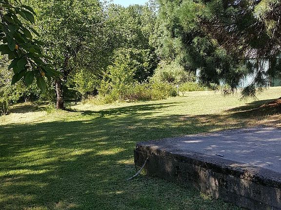 3rd image of 2580 Mill Creek Dr