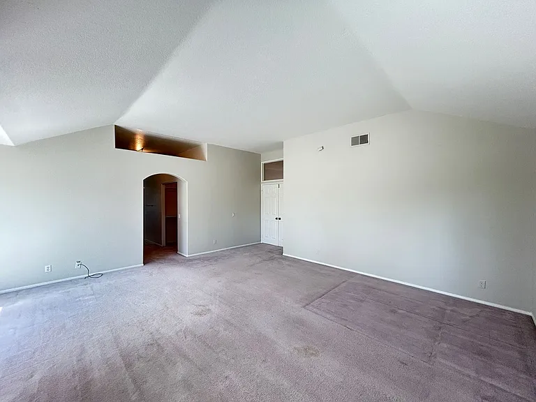 8132 E Hillsdale Dr — Photo 46