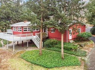 75 Crestwood Rd, Bethany, CT 06524