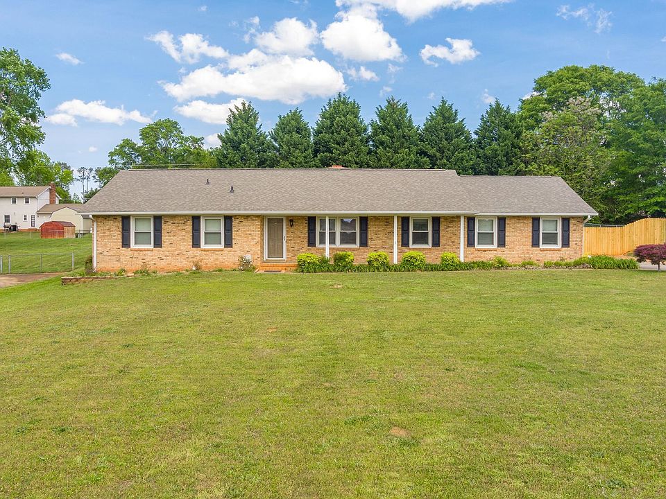 124 W Forest Dr, Spartanburg, SC 29301 Zillow