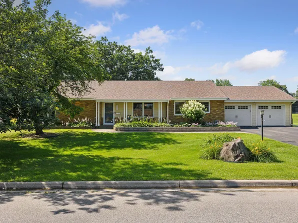 502 Drillane Rd, Hopkins, MN 55305