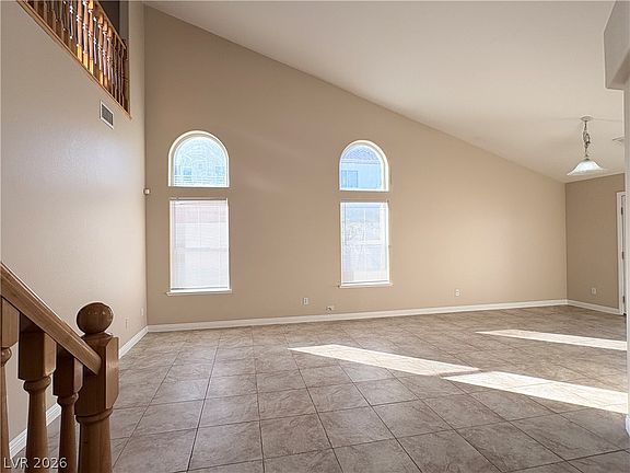 3rd image of 6544 Timberview Ct