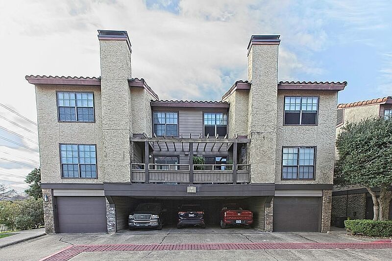 1st image of 4800 Northway Dr APT 9A