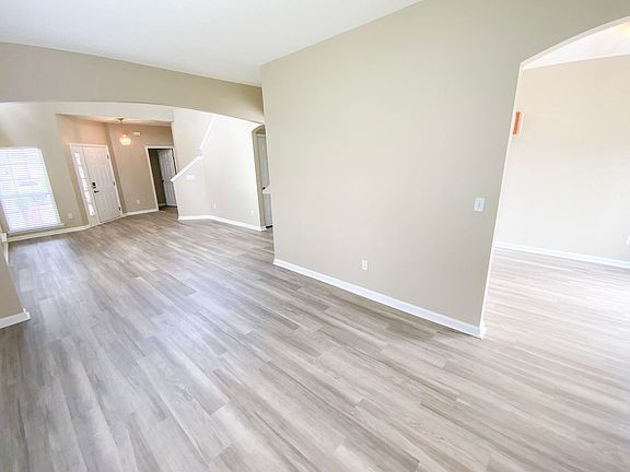 2nd image of 3525 Pebble Stone Ct