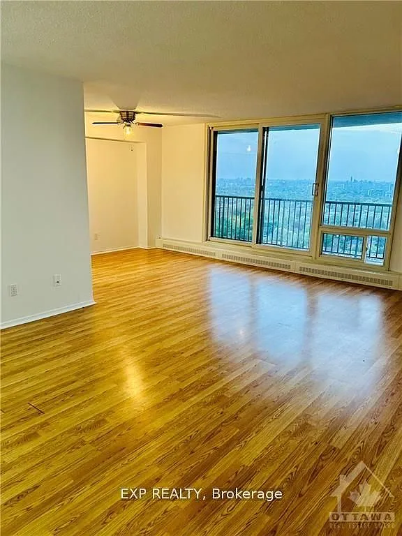 Building Photo - 665 Bathgate Dr #1901