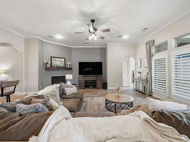 32219 Waterford Crest Ln — Photo 23