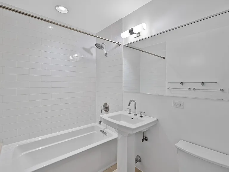 328 Dean St #3C — Photo 9