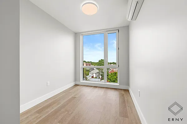 Rented by ERNY LLC | media 8