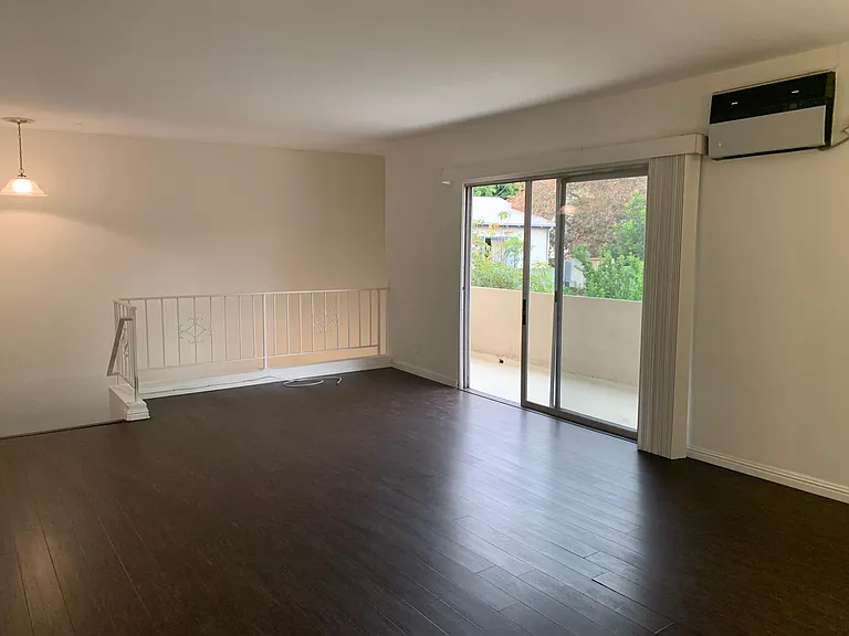 1678 Federal Ave #3 — Photo 6