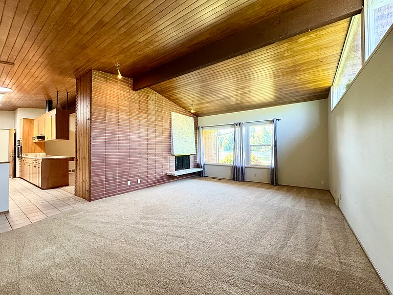 13039 SE 76th St — Photo 4