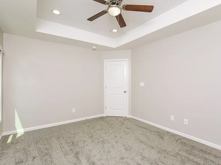 377 Crawford Pkwy — Photo 11