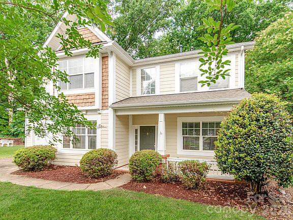 3rd image of 10333 Misty Moss Ct