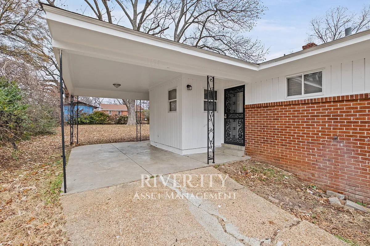 Building Photo - 1694 Claire Dr