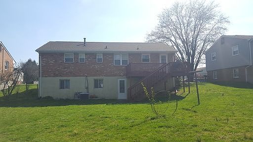 4th image of 304 Clubhouse Dr