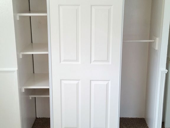 2nd image of 3221 Rose Pl
