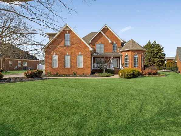 1241 Bayard Ave, Murfreesboro, TN 37130