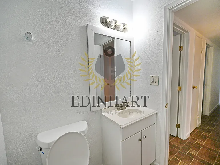 2303 S Poppy Ave #101 — Photo 20