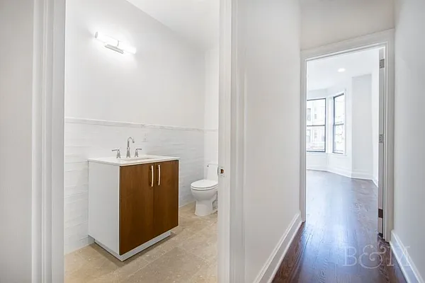 Rented by Brick&Mortar | media 51