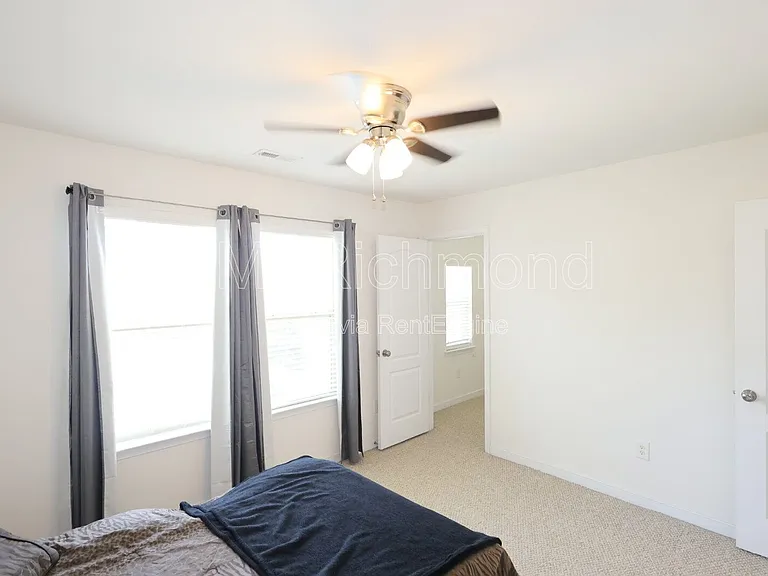 14106 Shallow Creek Ln — Photo 26