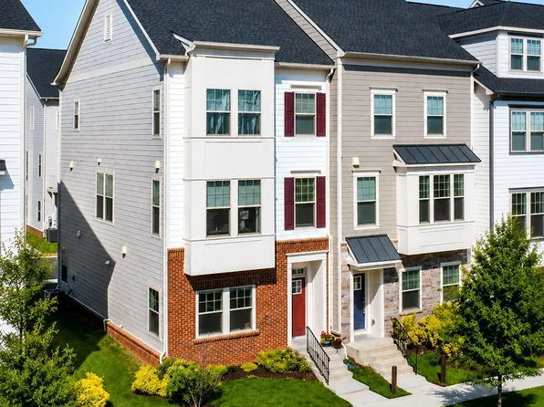 813 Sawback Sq NE, Leesburg, VA 20176