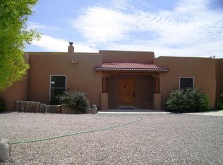 1801 Lorry Ln NE, Rio Rancho, NM 87124