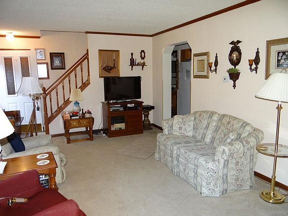 5th image of 6940 W 121st Ave
