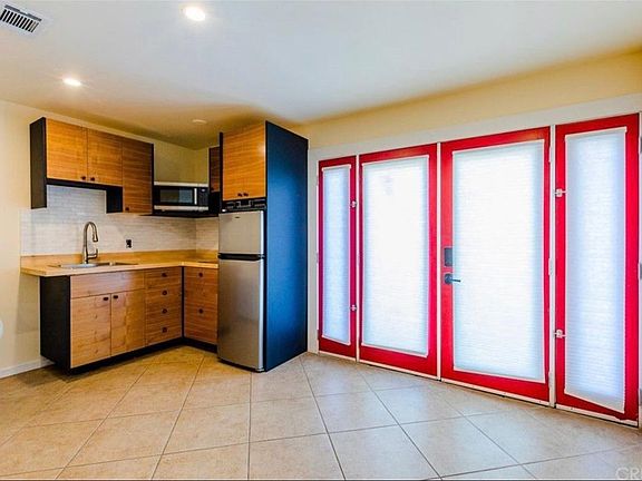 3rd image of 7759 Wilbur Ave