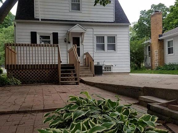 3rd image of 738 Billantau St SE