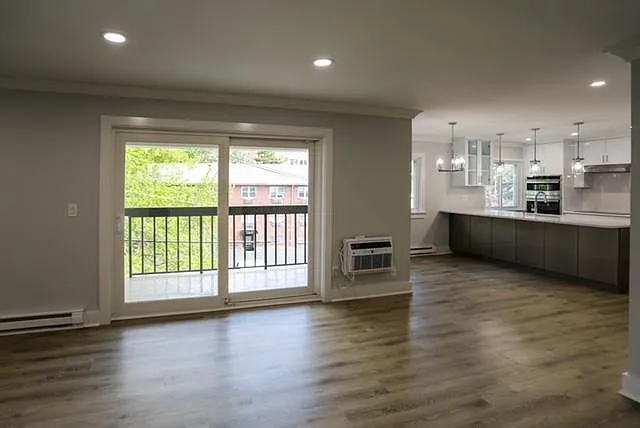257 Greyrock Pl #2A — Photo 3