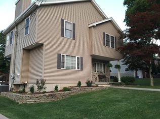 11 Center St, Netcong, NJ 07857