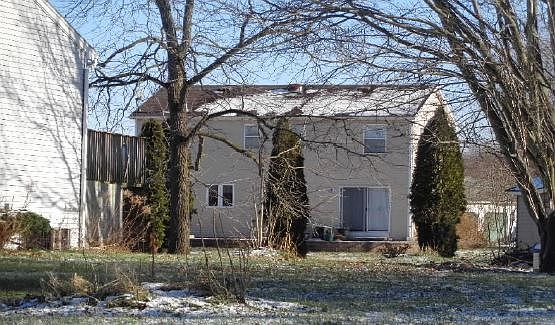 3rd image of 306 Chadlee Dr