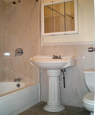 Rented by City Connections Realty | media 52