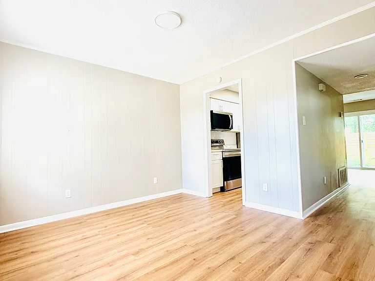 6 Almond Ct #5C — Photo 15