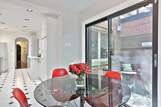 262 Castlefield Ave — Photo 5