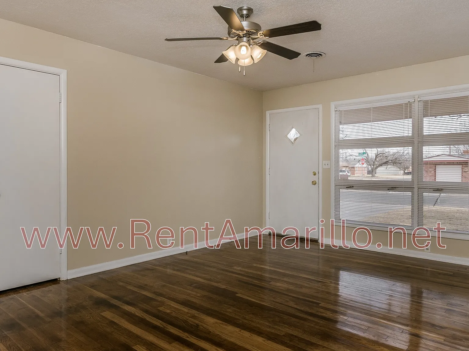 3300 Lewis Lane — Photo 3