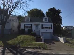86 Bluff Ave, West Haven, CT 06516