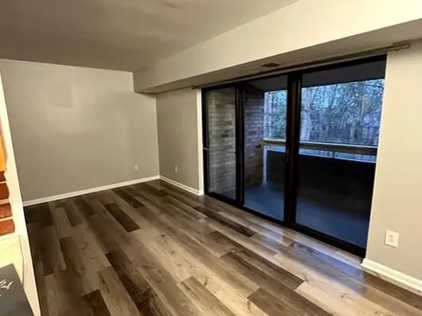 2319 Freetown Ct Unit 21C, Reston, VA 20191