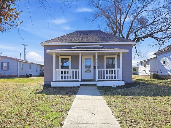 2nd image of 517 Parker Ave