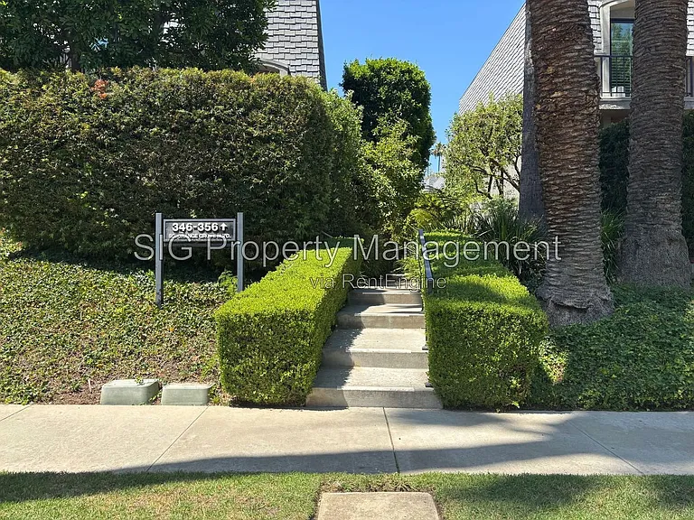 352 S Orange Grove Blvd #15 — Photo 20