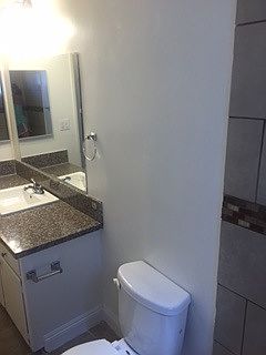 2nd image of 520 E Hazel St APT 1