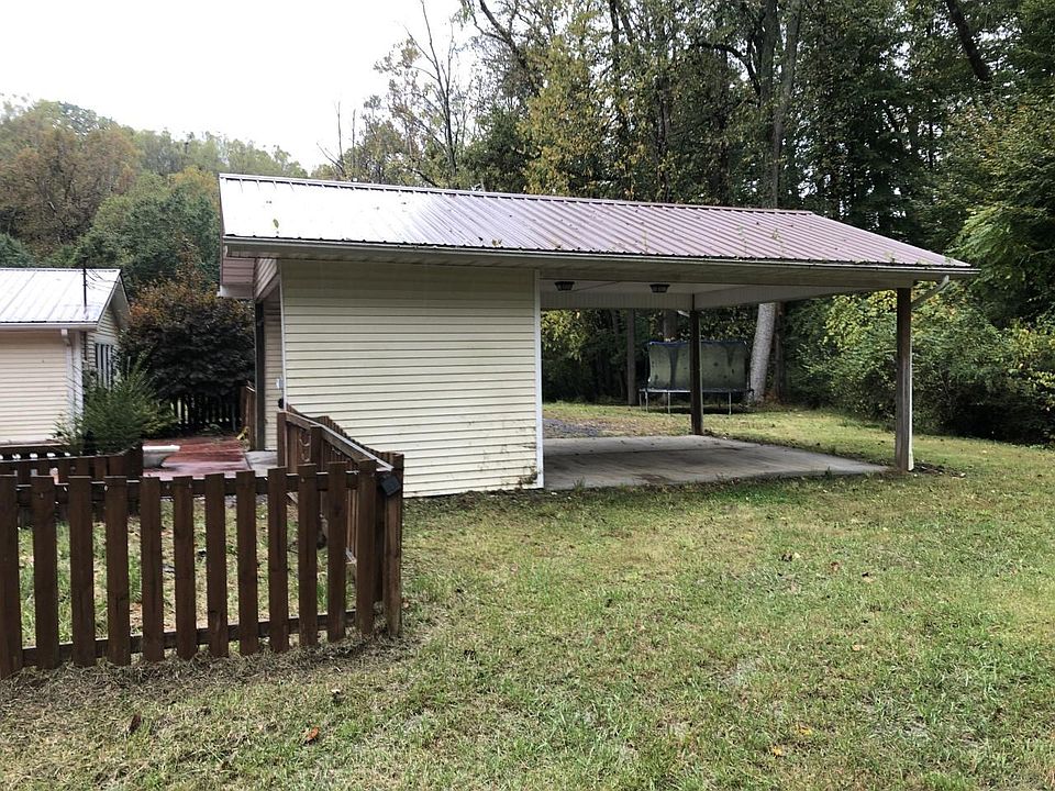 1st image of 1955 Carolina Ave
