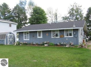 2880 E Lake Dr, Lupton, MI 48635
