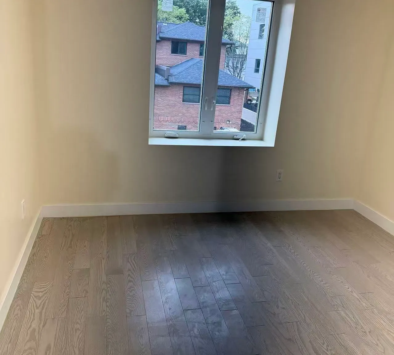 2 bed, 800 sqft, $2,800 — Photo 3