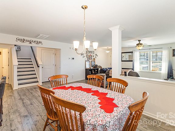 4th image of 133 Galley Ln