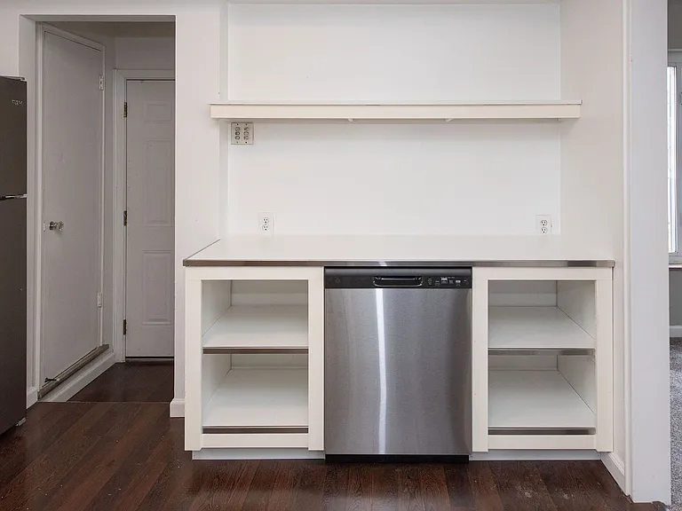3031 Irvella Pl — Photo 24