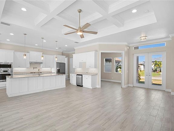 5th image of 15698 Meacham CIR