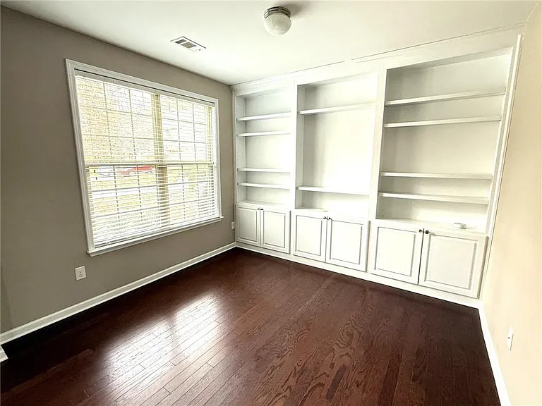 10570 Haynes Valley Ct — Photo 21