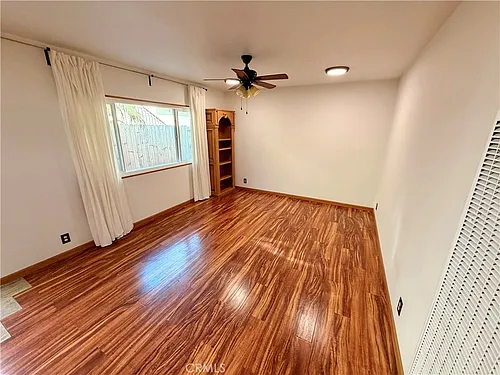 156 W Escalones #C Photo 1 156 W Escalones #C Photo 1