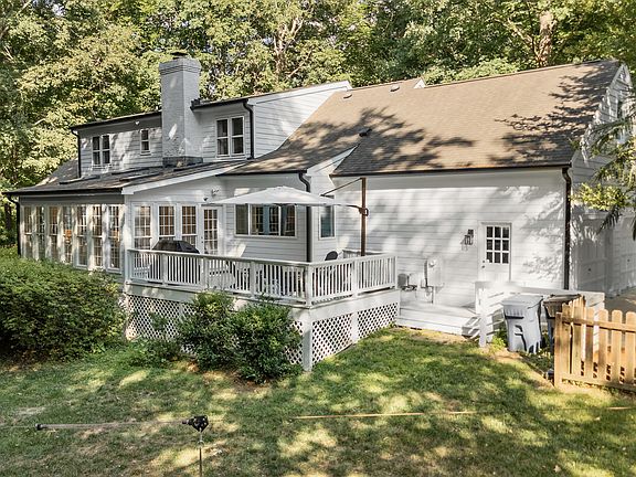3rd image of 11701 Pacesferry Dr